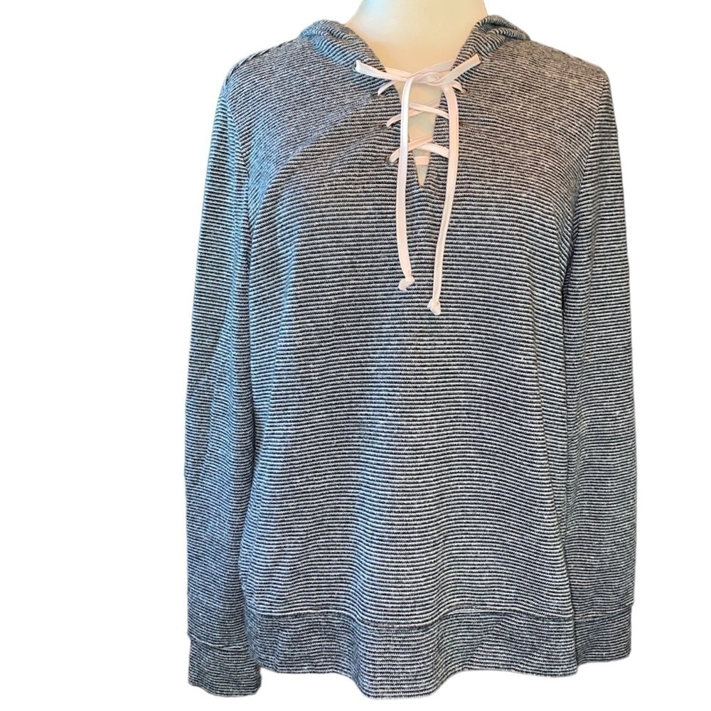 Maurices hoodie knit pullover long sleeve tie at neckline stripes size medium